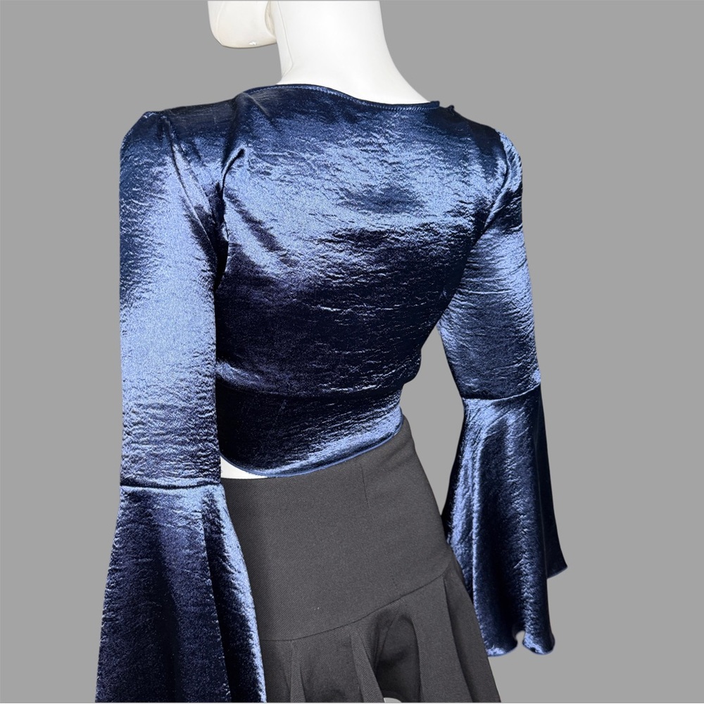 Metallic‎ Navy Satin Tie-Front Blouse With Flare Sleeves - Picture 2 of 6